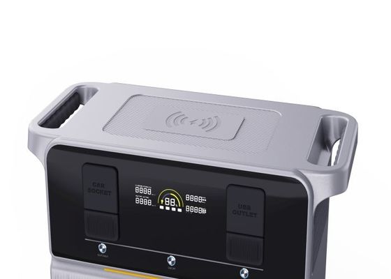 Centrale portative extérieure pratique antipluie 2400WH pour le bourdon