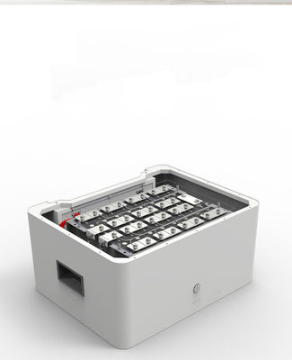 Cycles empilables antipoussière de la batterie au lithium de stockage de l'énergie 6000 avec le moniteur à distance