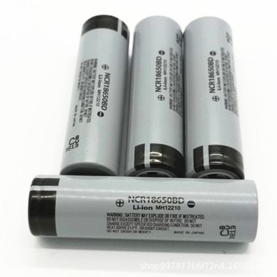 3.2V 3200mah Li Ion Battery 18650, 18650 légers instantanés cellule cylindrique