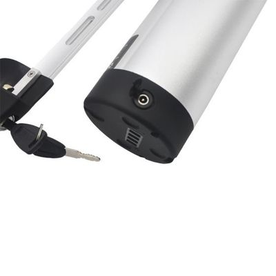CE/MSDS a approuvé la batterie des véhicules à moteur anti-déflagrante de vélo de 36V/48V 10ah 400WH LFP avec à télécommande pour le tricycle électrique