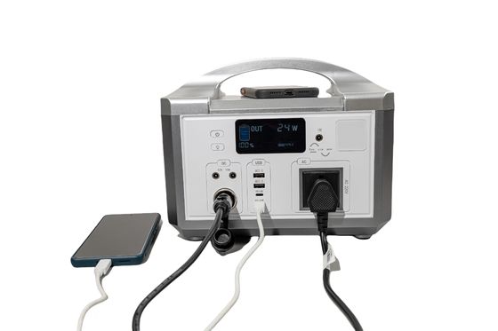 IP65 alimentation électrique portable LifePO4 600WH Batterie Puissance de sortie jusqu'à 1200W Générateur d'énergie solaire pour le camping / usage domestique