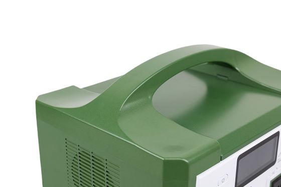 Charge rapide MPPT Cotroller solaire 600W Puissance étui en plastique vert Générateur solaire pour système de sauvegarde extérieur