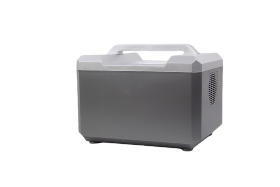 Puissance de sortie ultra Silver Shell 600W UE Adapteur de charge de la banque de puissance avec écran LCD