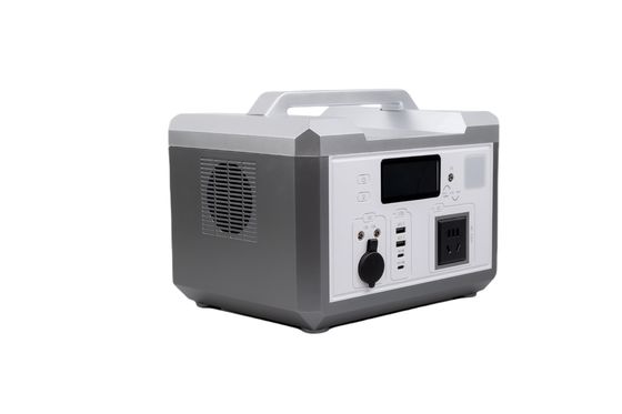 Puissance de sortie ultra Silver Shell 600W UE Adapteur de charge de la banque de puissance avec écran LCD