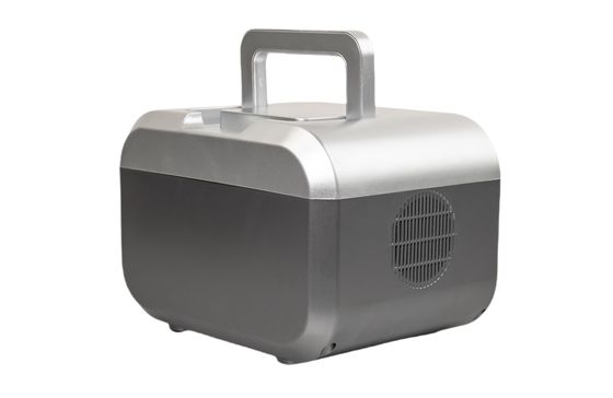 Puissance de sortie de surtension AC jusqu'à 1200W Banque de puissance de recharge sans fil avec boîtier étanche pour smartphones
