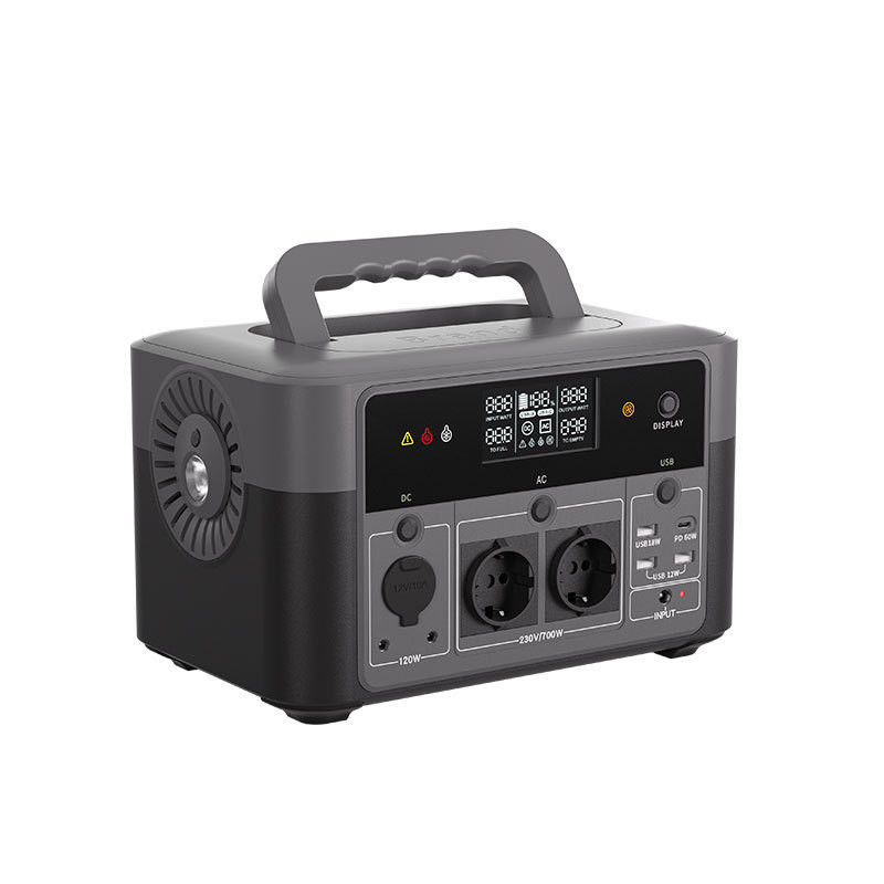 Centrale portative extérieure à C.A. 700W de ROHS pour le démarreur de saut de voiture