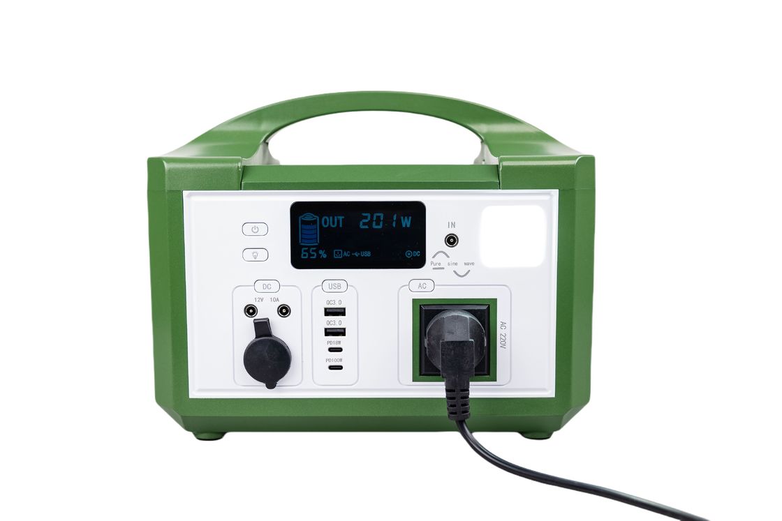 Chargement sans fil approuvé par la CE Banque d'énergie solaire portable ininterrompue avec boîtier en plastique vert pour système de sauvegarde UPS