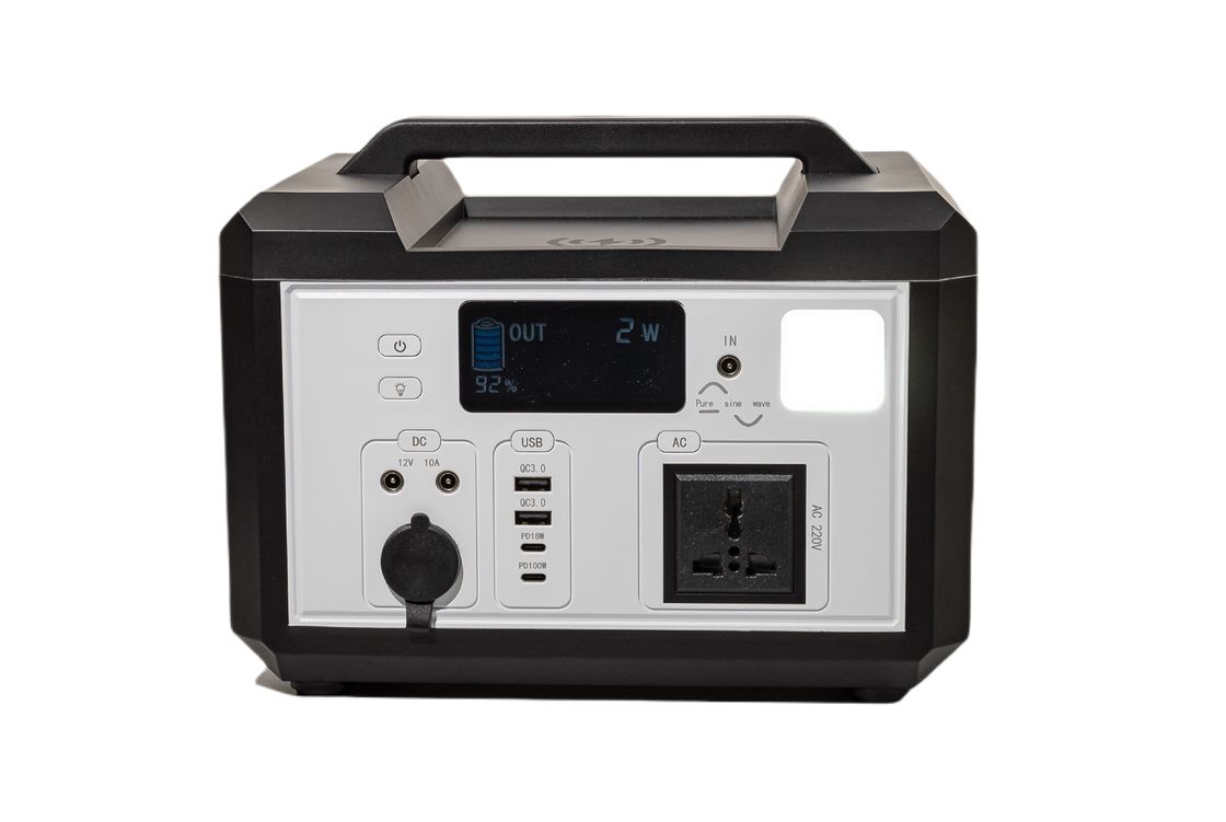 Longue durée de vie 220V 50HZ Station électrique de générateur portable à onduleur à sens unique avec lumière LED pour alimentation d'urgence